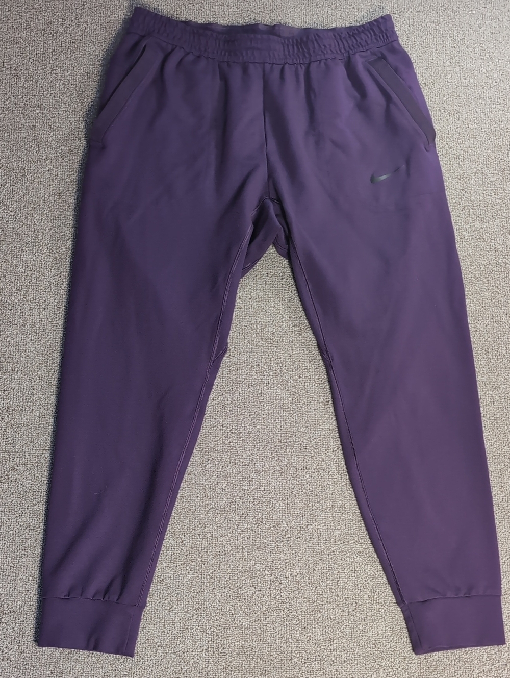 Nike Sportswear Tech Pack Knit Pants Size Large in 'Grand Purple' BV4452-525